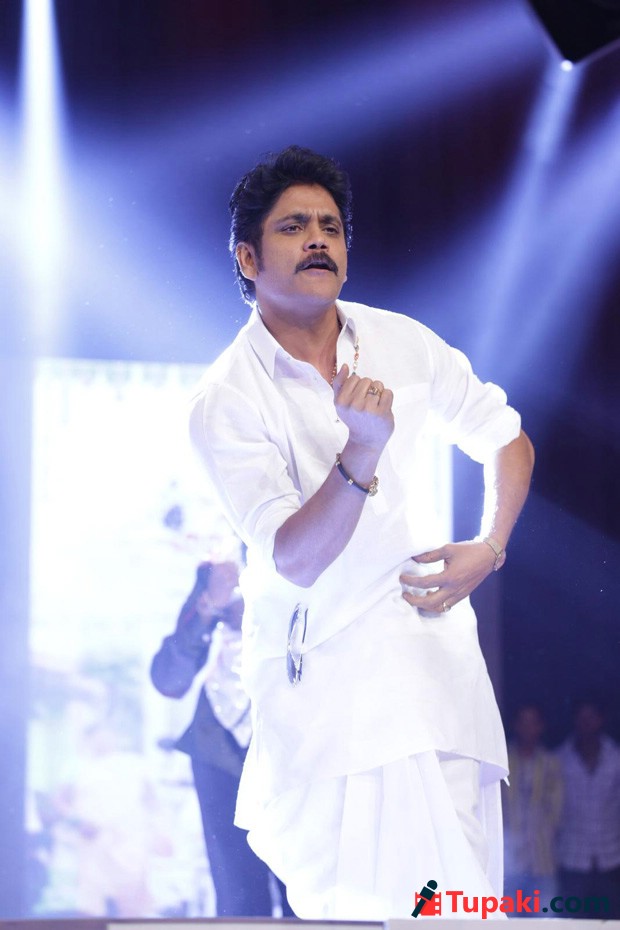 Nagarjuna Stage Performance At Soggade Chinni Nayana Audio Launch Photos